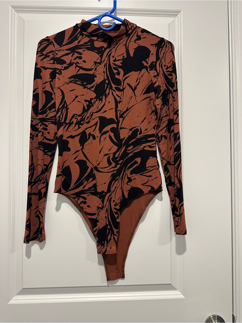 a new day Rust & Black Abstract Long Sleeve Bodysuit